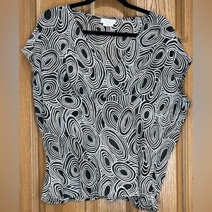 Van Heusen Black and White Patterned Blouse